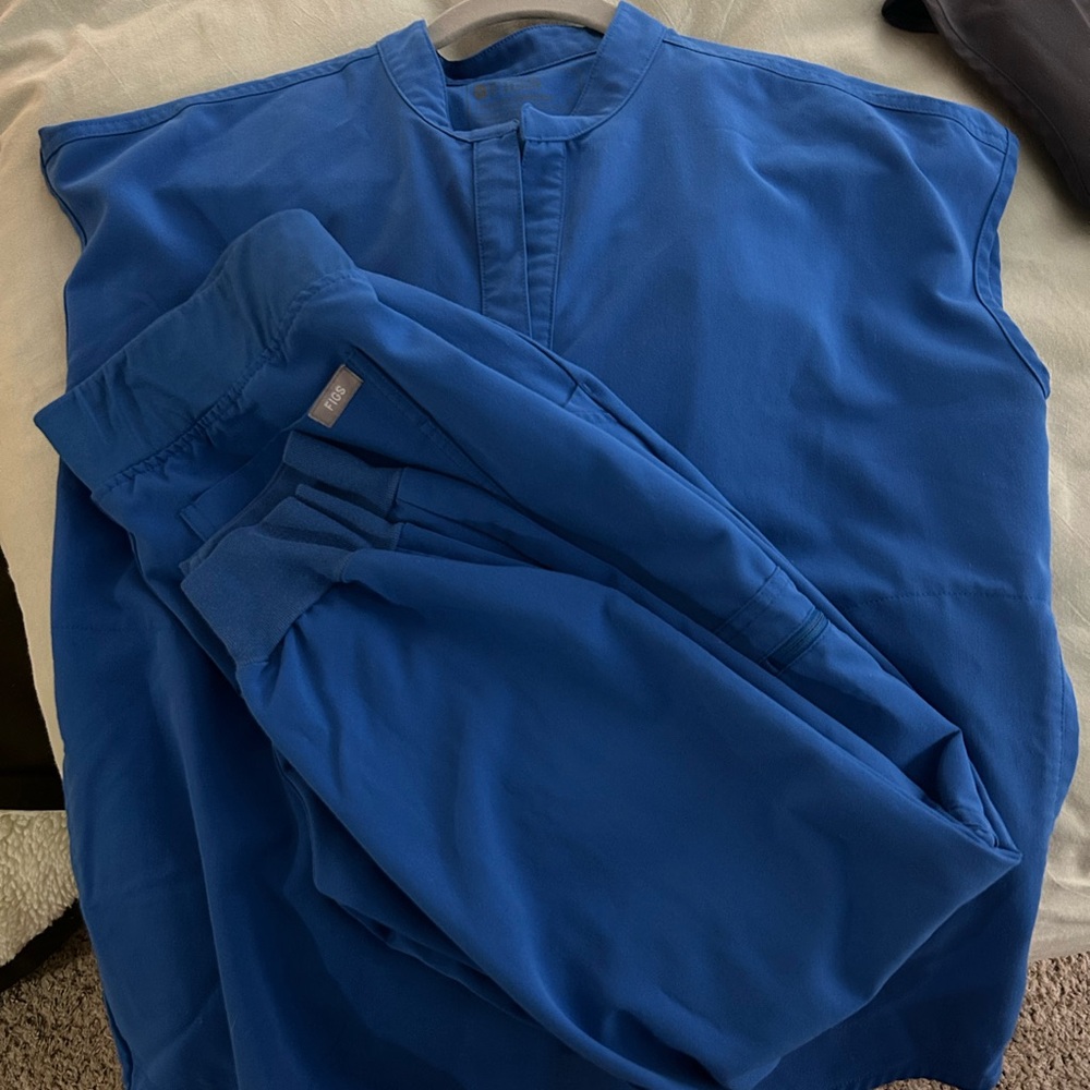 Figs Royal Blue Scrub Set